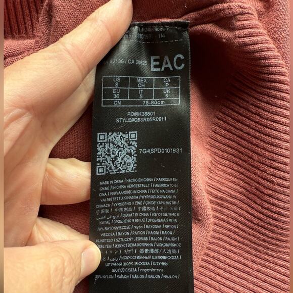 Guess Women's S Y2K Preppy Logo Silver Rhinestone V Neck Knit Pink Sweater - Picture 6 of 7